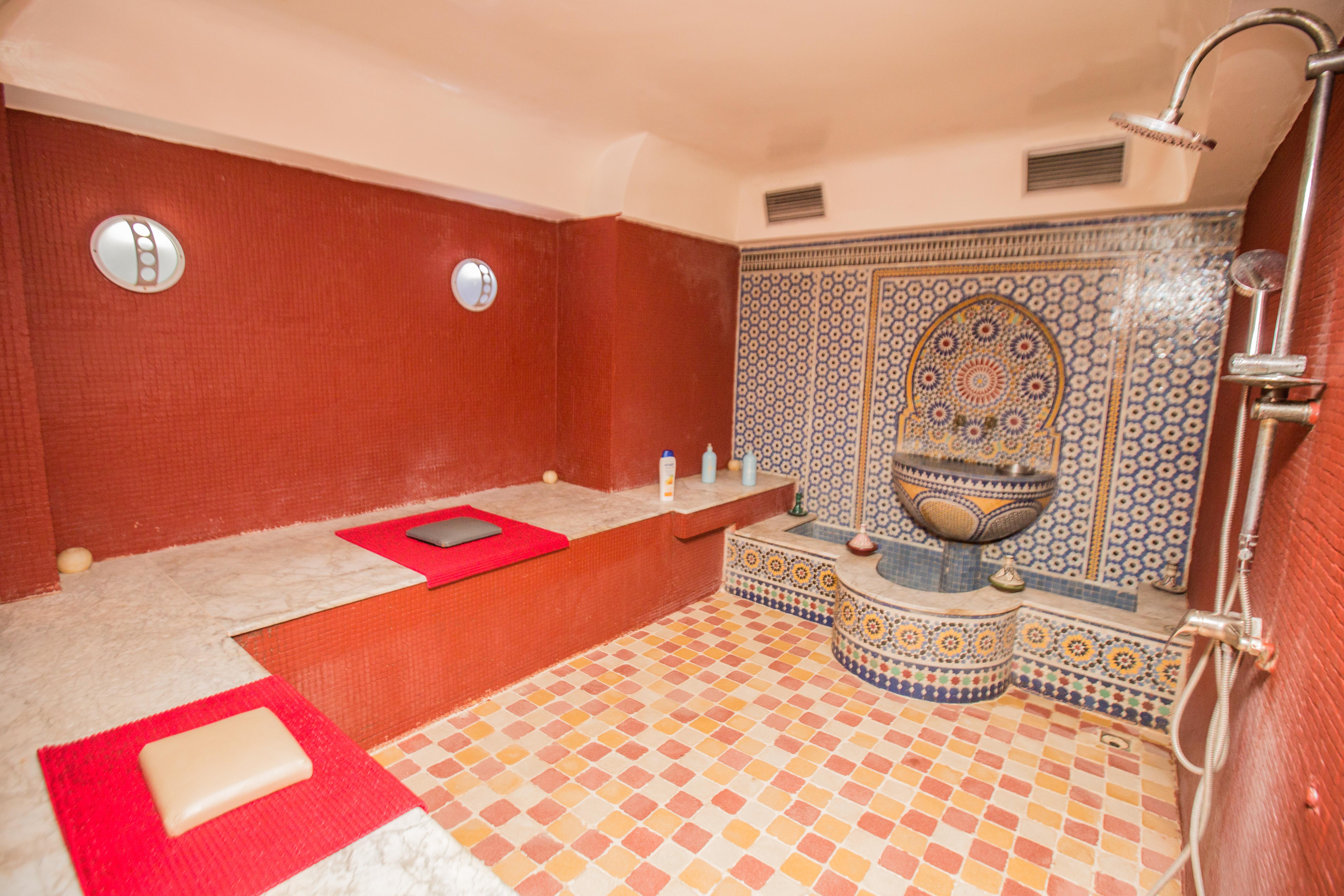El Minzah Hotel Tanger Buitenkant foto A hammam in Marrakech, Morocco