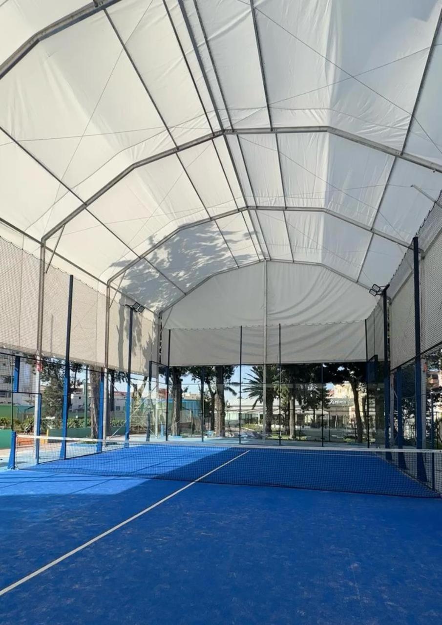 El Minzah Hotel Tanger Buitenkant foto The indoor tennis centre