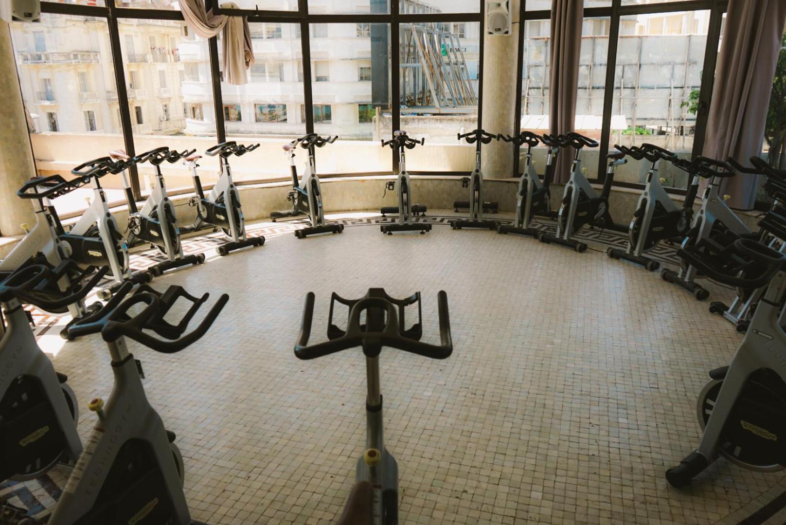 El Minzah Hotel Tanger Buitenkant foto The gym at the University of Jordan